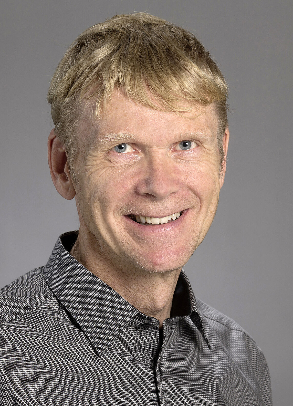 Prof. Dr. Bernd Lennartz