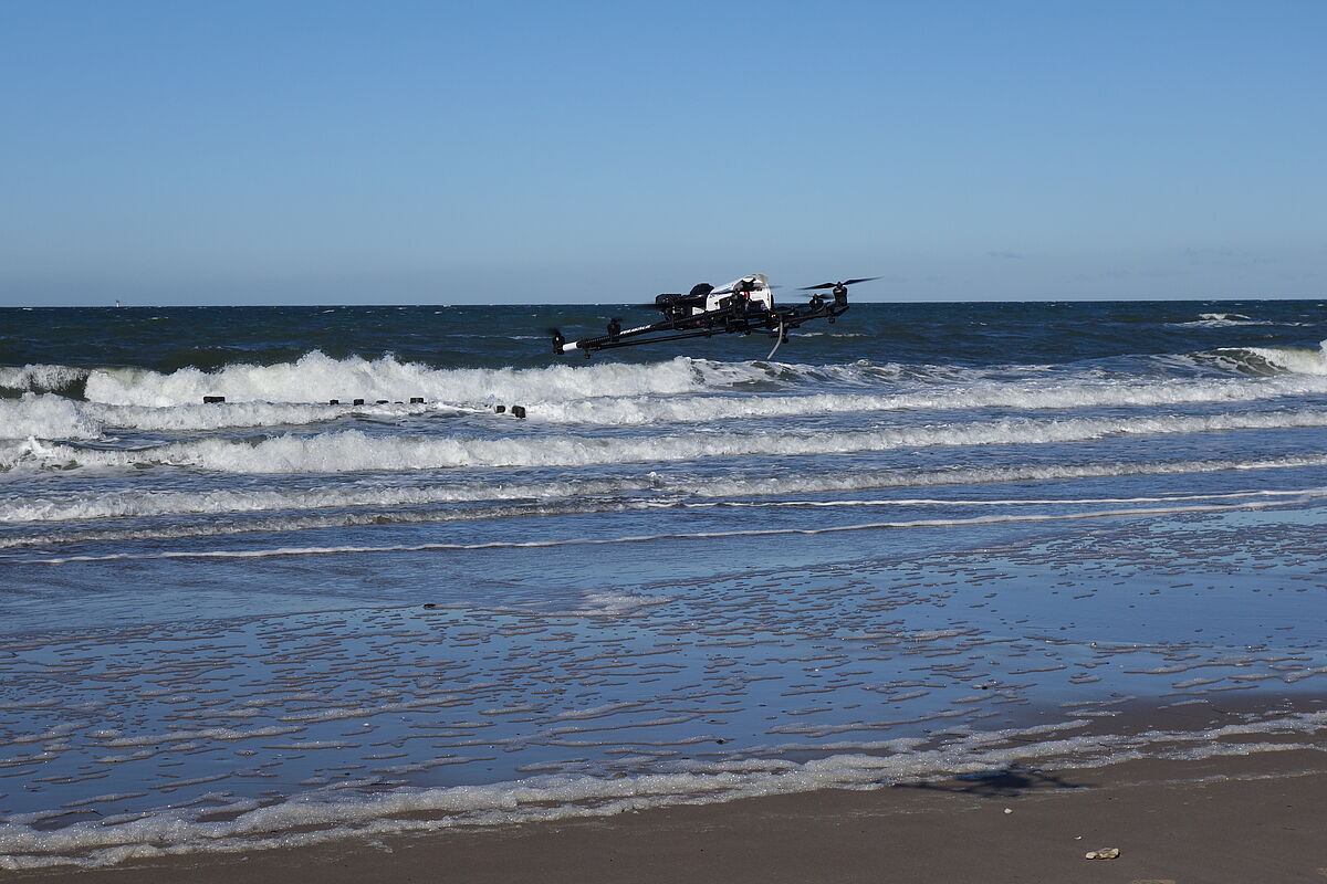 High up in the air: drone in the service of scientific research within Baltic TRANSCOAST. In Cooperation with Matthias Naumann (Geodesy and Geoinformatics, University Rostock) Photo: M. Ibenthal/24.02.2017